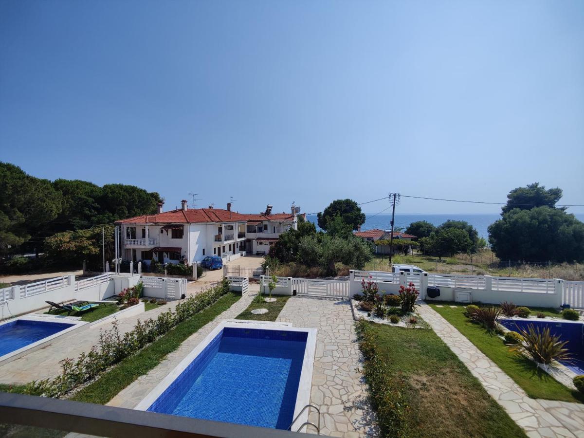 Villa Cassiopeia Nikiti  Exterior photo