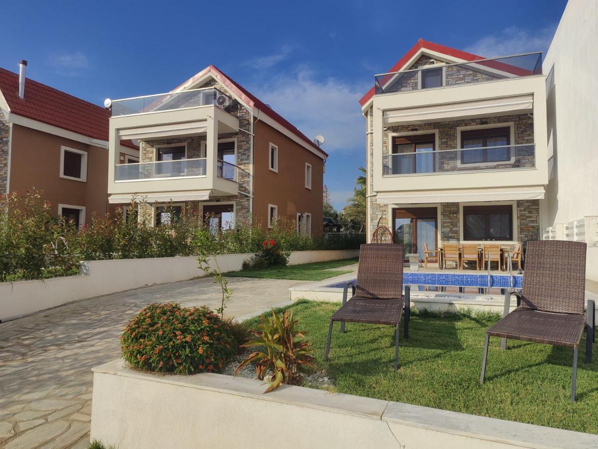 Villa Cassiopeia Nikiti  Exterior photo